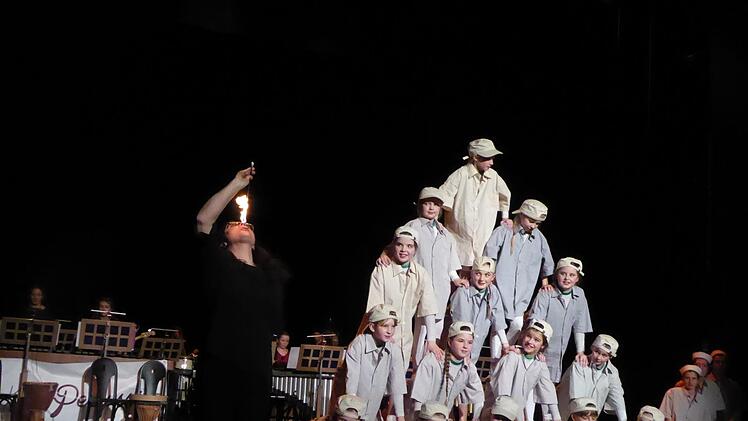 "Kisspercussiva trifft Circus Luna" Foto: Gerhild Ahnert