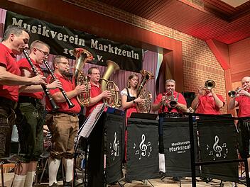 Die Formation "Böhmische Kraft" in AktionKarin Sträßner