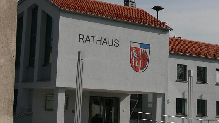 Im neuen Oerlenbacher Rathaus können sich die Bürger bei einem "Tag der offenen Tür" am 4. Februar umsehen. Archivfoto: Paul Ziegler