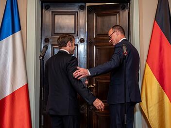 Kanzler Merz empfängt Frankreichs Präsident Macron
