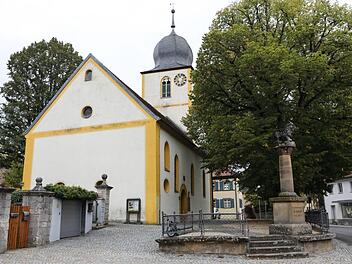 Die Kirche St. Laurentius in Walsdorf war ursprünglich katholisch.Foto: Barbare HerbstBarbara Herbst