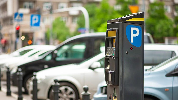 Parkplatzsuche: Strategien f&uuml;r stressfreies Ankommen