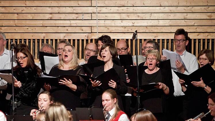 Impressionen vom Konzert des Jugendorchesters und des Musikvereins Rödental in der Franz-Goebel-Halle.Foto: Jochen Berger