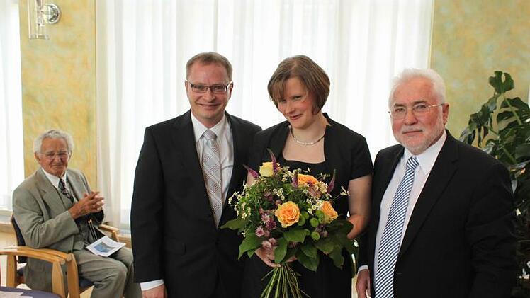 Udo und Kerstin Braunersreuther mit Präsident Erwin Horak (rechts)