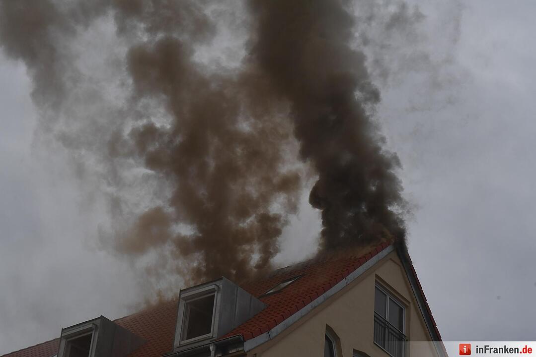 Dachstuhlbrand in der Geisfelder Straße in Bamberg