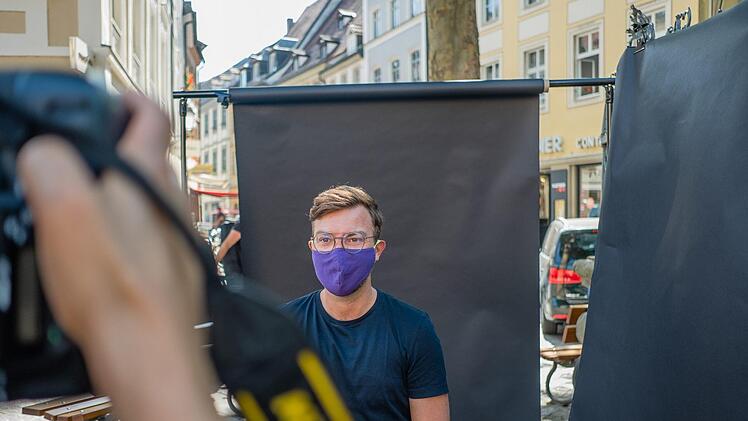 Foto- und Spendenaktion "Köpfe für Kultur" am Samstag am Gabelmann. Foto: Lea Schreiber