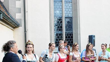 Gute Stimmung beim Weinfest in Wiesenbronn