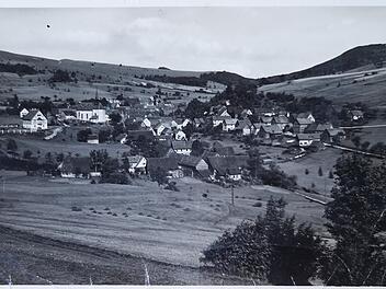 Eine undatierte historische Aufnahme zeigt Oberweißenbrunn. Foto: A. Benkert,  Kreuzberg