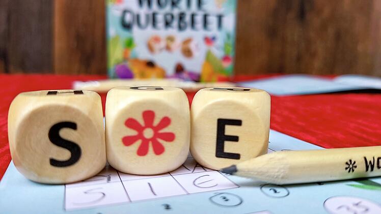 Worte Querbeet im Test - Würfelspiel mit Buchstaben und Gärtnerthema