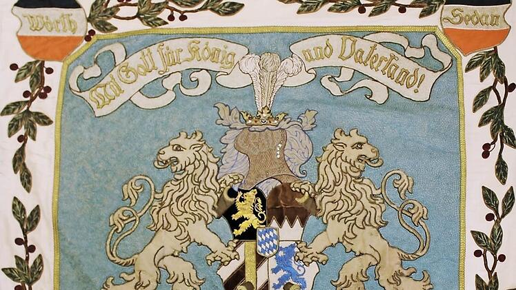 Die alte Fahne von vorneFoto: Stephanie Elm