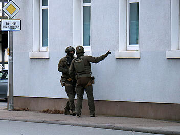 Geiselnahme in Bank? Großeinsatz in Rimbach