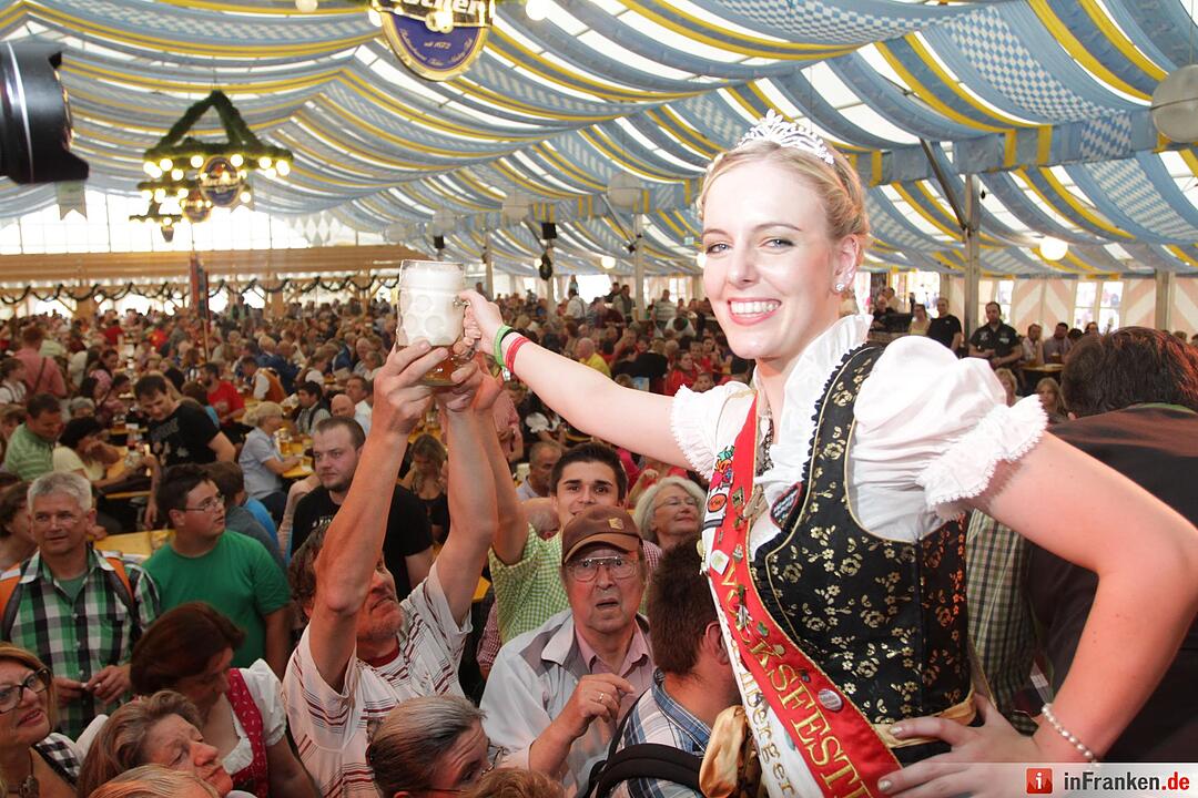 Nuernberger Herbstvolksfest feierlich eroeffnet