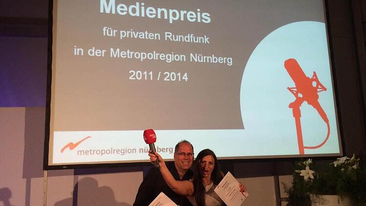 Sabrina Lang und Marc de Vere Peratoner freuen sich über ihren Erfolg.