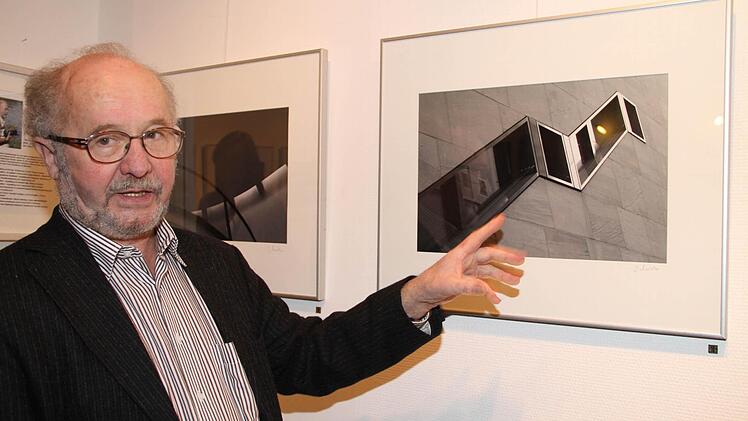 Fotograf Sepp Martin aus Forchheim setzt die Schwarz-Weiß- Fotografie als Gestaltungselement ein. Foto: Gerda Völk