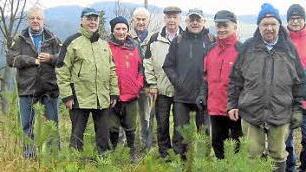 Die Mittwochswanderer mit Willi Baumann (Dritter von rechts).  Foto: privat