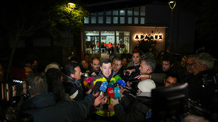 Schweres Zugungl&uuml;ck in Spanien: Mindestens 24 Tote in Andalusien