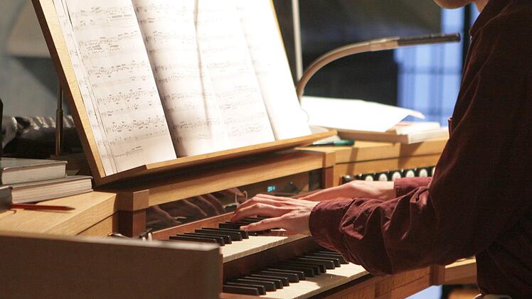Bei der Orgelnacht konnte man die Bandbreite einer zeitgemäßen Kirchenorgel abseits von Gottesdienst und klassischem Orgelkonzert genießen. Fotos: Thomas Dill