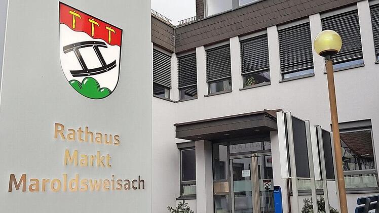 Am 15. März wird der Bürger entscheiden, ob das Rathaus in Maroldsweisach weiterhin rot, oder nach sechsjähriger Pause wieder schwarz regiert werden soll.  Foto: Eckehard Kiesewetter