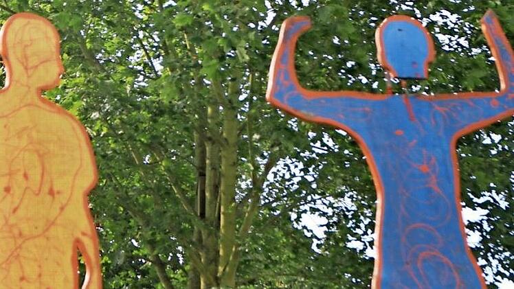 Wer darf sich im Recht fühlen? Forum aktiv, das Dienstaufsichtbeschwerde gegen den Bürgermeister gestellt hat oder der Bürgermeister und sein Stellvertreter Michael Kastl, die nicht von einem Rechtsverstoß Blanks ausgehen.  Foto: Heike Beudert