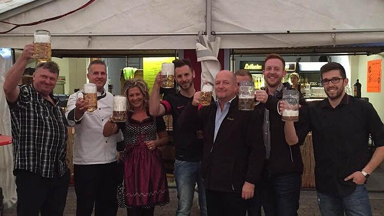 Bieranstich bei NieblerFoto: privat