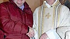 Dekan Hans Roppelt verabschiedete Bernhard Kuhn in den Ruhestand. Foto: Sonny Adam