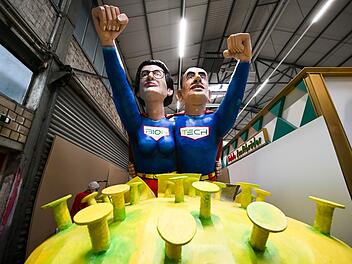 Vorstellung der Persiflagewagen des K&ouml;lner Rosenmontagszugs