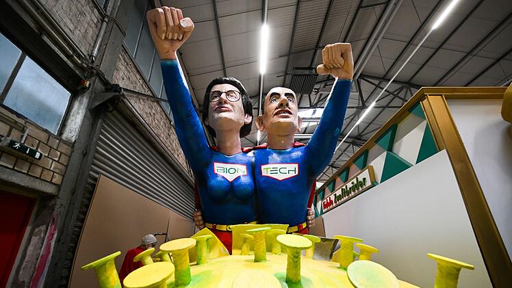 Vorstellung der Persiflagewagen des K&ouml;lner Rosenmontagszugs