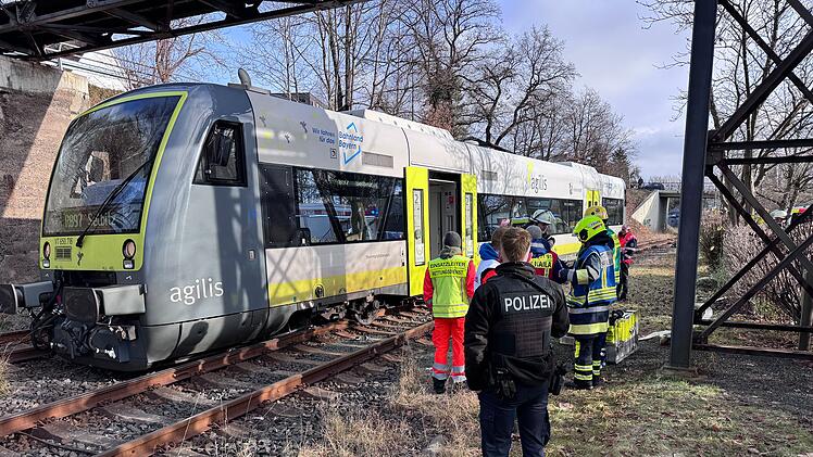 Zug bei Selbitz entgleist