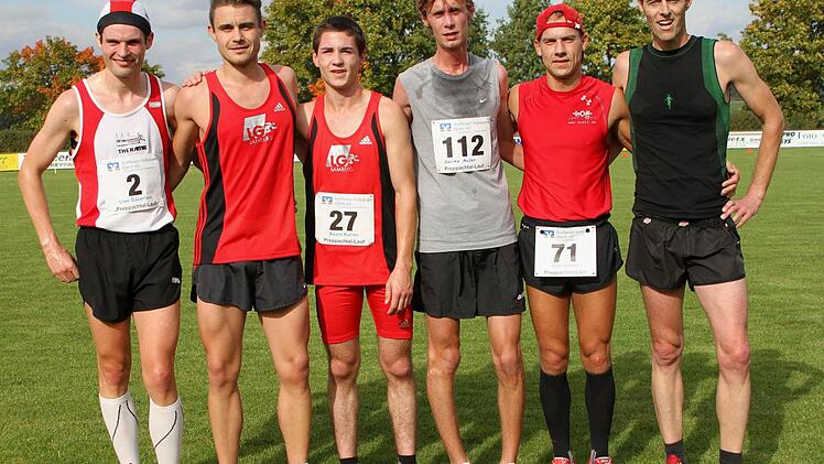 Die  Erstplatzierten  des Preppachlaufes mit (von links) Uwe Bäuerlein (TSV Staffelstein), Markus Blenk (LG Bamberg), Kevin Karrer (LG Bamberg), Karsten Müller (Schottenstein), Ralf Häfner (Team Hofff Ebern) und Uli Pfuhlmann (LG Haßberge).