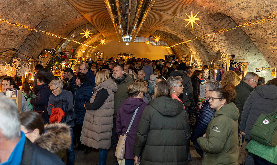 R&ouml;delsee, Traditioneller Weihnachtsmarkt rund um das Schloss