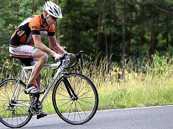 Wer bei einem derartigen Anstieg noch im Sattel bleiben konnte, der musste schon über eine entsprechende Kondition verfügen.  Foto: Dieter Radziej