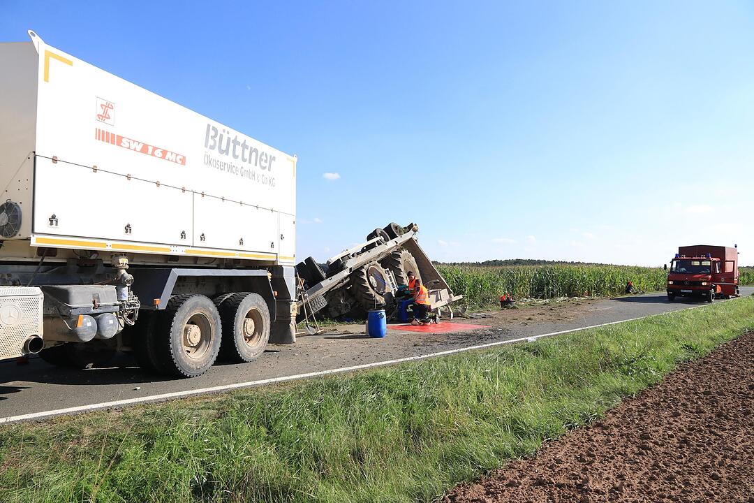 Lkw-Fahrer verliert Kontrolle bei Herzogenaurach