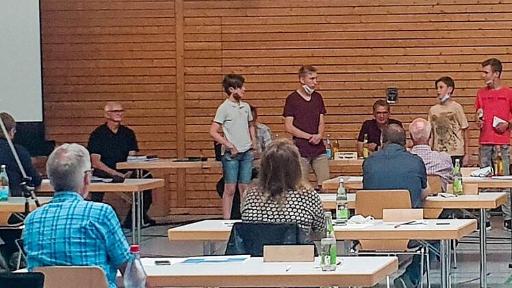So wie die Stegauracher Gemeinderäte Impulse aus ihrem neuen Jugendparlament bekommen, könnte das bald schon auch auf Kreisebene funktionieren.