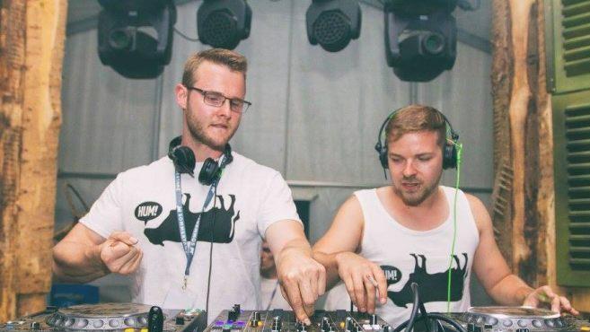 Tim Uthmann (links) und Mario Dorsch haben sich in der fränkischen DJ-Szene als Musiker-Duo "Paarallel" einen Namen gemacht.Foto: privat/Ronny Vogel
