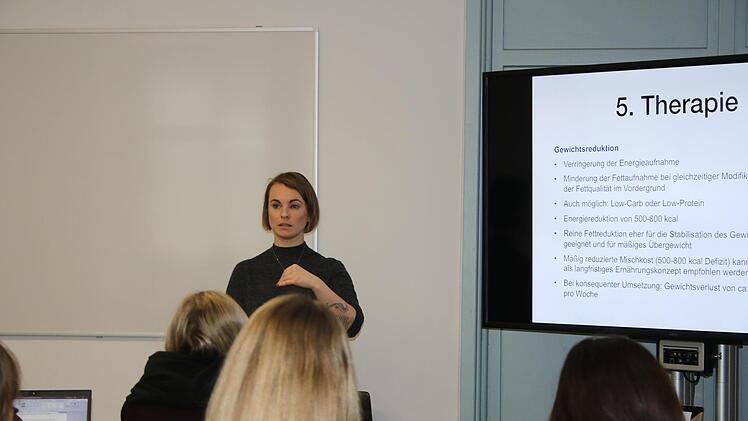 Gitta Hentschel ist neben dem Leiten von Seminaren als zertifizierte Ernährungsberaterin tätig. Mirjam Stumpf