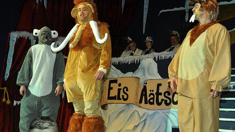 Philipp Klöffel (Faultier Sid), Thomas Schäfer (Mammut Manni) und Stefan Dotterweich als Diego, der Säbelzahntiger (von links).