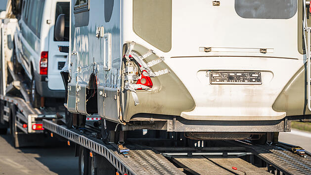 Wohnmobil, Wohnwagen, Camping, Unfall