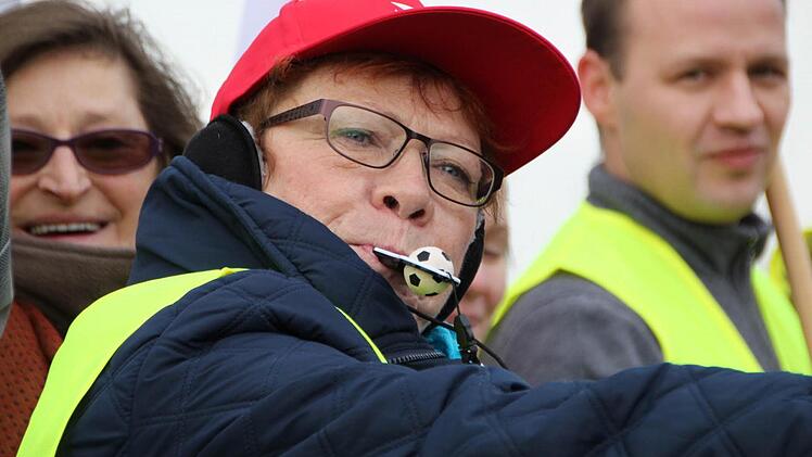 Petra Blöchinger aus Bad Brückenau ist im Streiken geübt. Schon am 22. November (Bild) beteiligte sie sich am Arbeitskampf. Foto: Ulrike Müller/Archiv