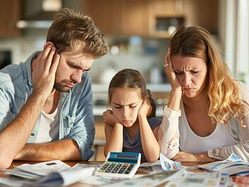 Familie, Geld, Steuern, Gebühren, Haushalt