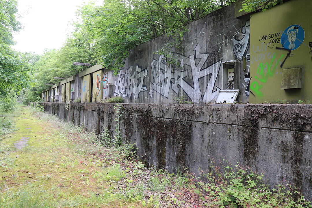 Lost Place US-Waffenbunker im Wald