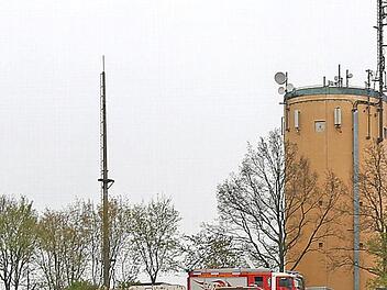 Der Wasserturm auf der Marloffsteiner Höhe. Die Stromkosten für seinen Betrieb werden dieses Jahr steigen. Foto: Archiv
