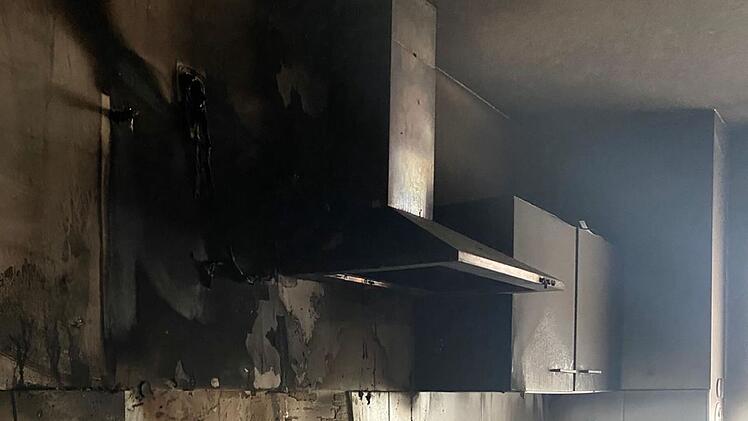 Schicksalsschlag in Nürnberg: Brand zerstört Zuhause von junger Familie