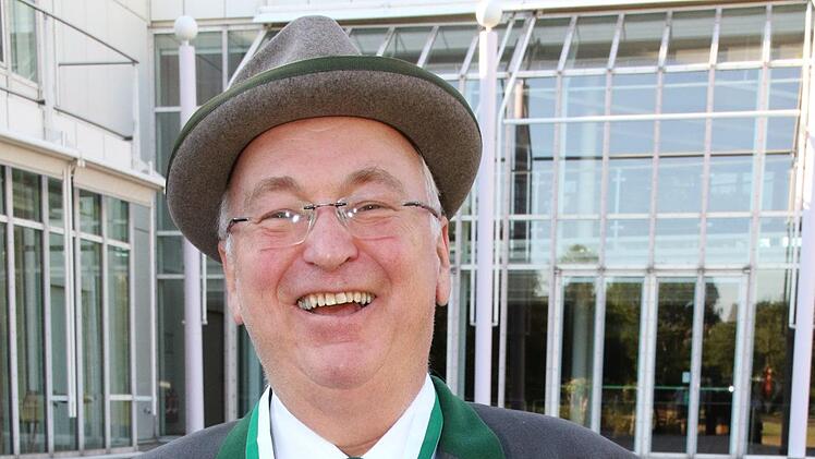 Hat gut lachen: Coburgs Dauer-Schützenkönig Rainer ReißenweberFoto: Wolfgang Reißenweber