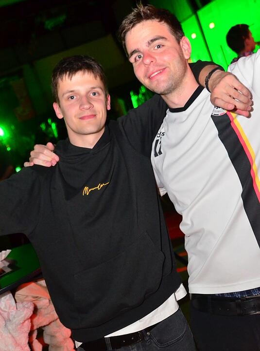 MALLE PARTY mit DJ Ratzi