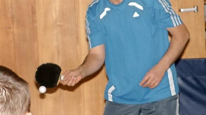 Beim 9:7-Erfolg des SV Hummendorf II beim TTV Wolfersdorf in der 3. Kreisliga Ost gewann Stefan Leppert ein Einzel sowie das Eingangs- und Schlussdoppel mit Ulrich Trukenbrod. Foto: Hans Franz