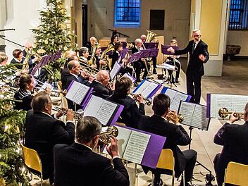 Der Posaunenchor St. Moriz spielte unter Leitung von Peter Stenglein Bläsermusik aus alter und neuer Zeit. Foto: Jochen Berger