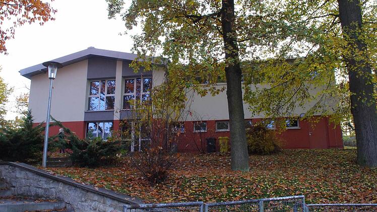 In diesem Gebäude in Küps ist Datex-Perfekt untergebracht.  Foto: Marco Meißner