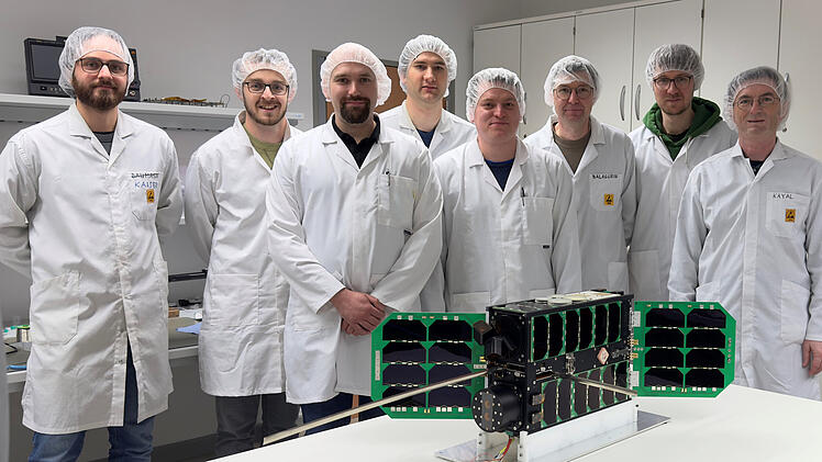 Würzburg: Uni-Nanosatellit mit KI im Weltall - soll Anomalien aufspüren