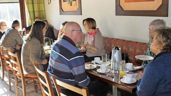 Gem&uuml;tliches Beisammensein in Ebermannstadt  Foto: Carmen Schwind