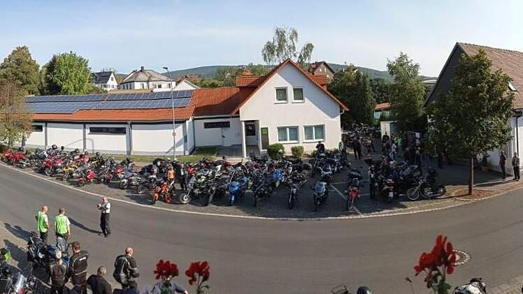 Bereits zum dritten Mal fanden sich Rhöner Biker zu einem Motorradgottesdienst ein.  Foto: Dan Dubbe